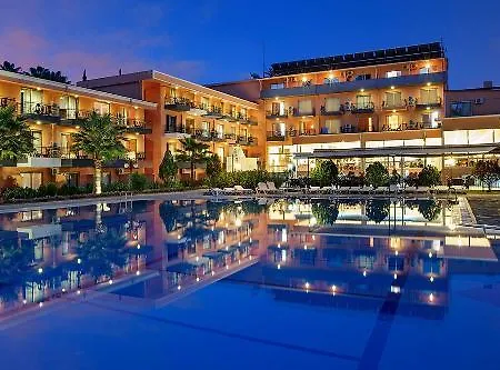 Armas Garden Hotel