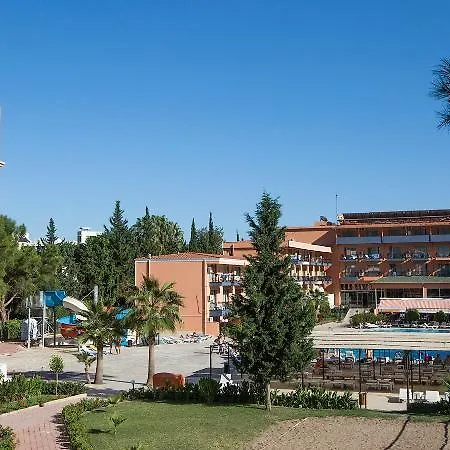 Armas Garden Hotel
